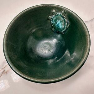 Turtle pottery bowl handcrafted trinket dish kitchen serving green